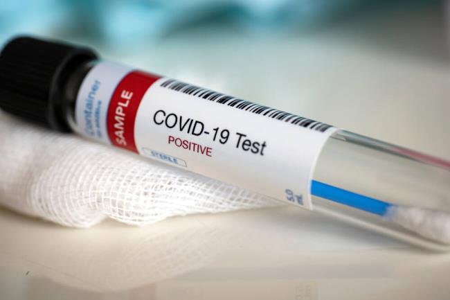 Nearly three years since the introduction of the COVID-19 vaccine, a new one could soon take its place. (Myriam B / Shutterstock)